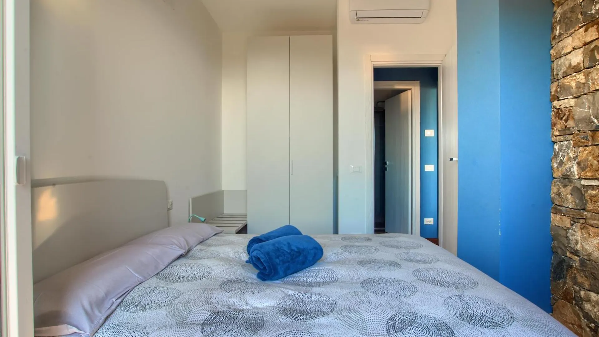 Casa Con Piscina Jacuzzi Ac Wifi E Biciclette Elettriche Apartment Bordighera 0*,  Italy