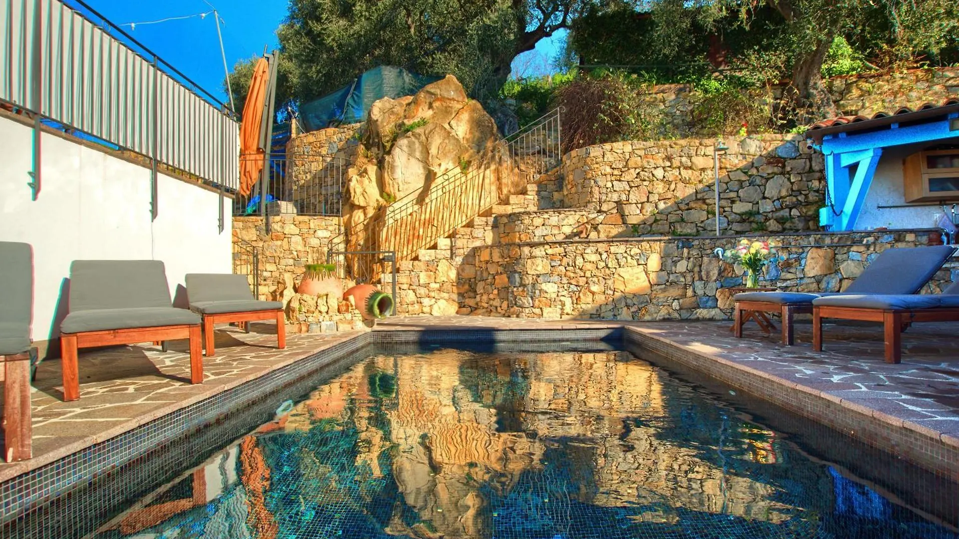 Casa Con Piscina Jacuzzi Ac Wifi E Biciclette Elettriche Apartment Bordighera