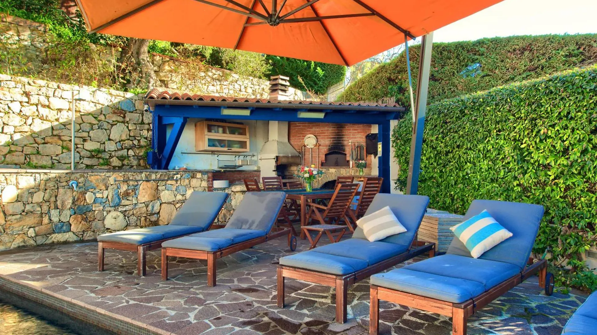 Casa Con Piscina Jacuzzi Ac Wifi E Biciclette Elettriche Apartment Bordighera Italy