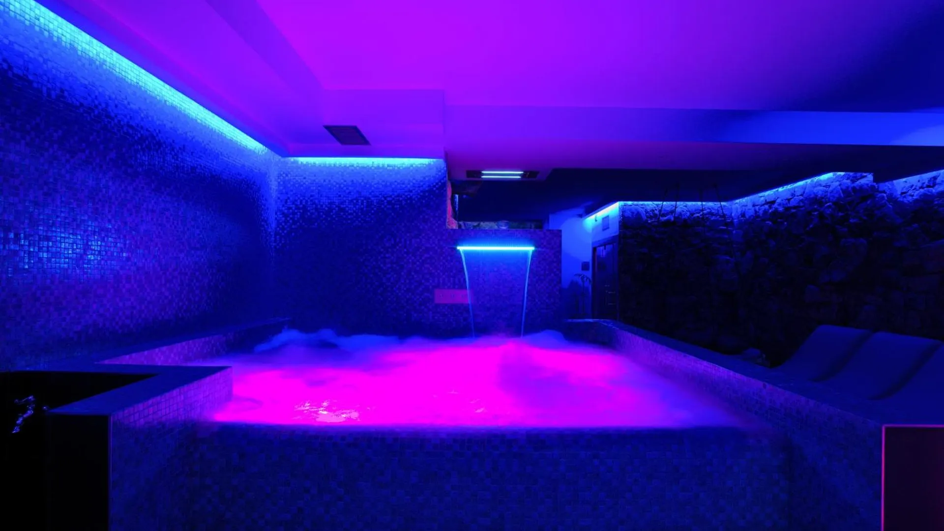 Casa Con Piscina Jacuzzi Ac Wifi E Biciclette Elettriche Apartment Bordighera Italy